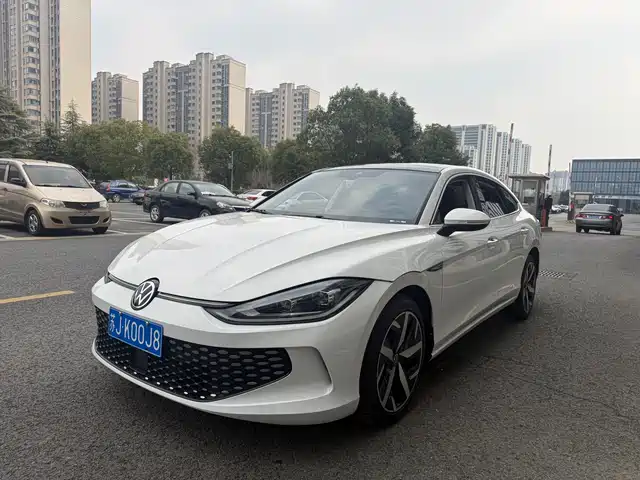 VOLKSWAGEN LINGDU 2023