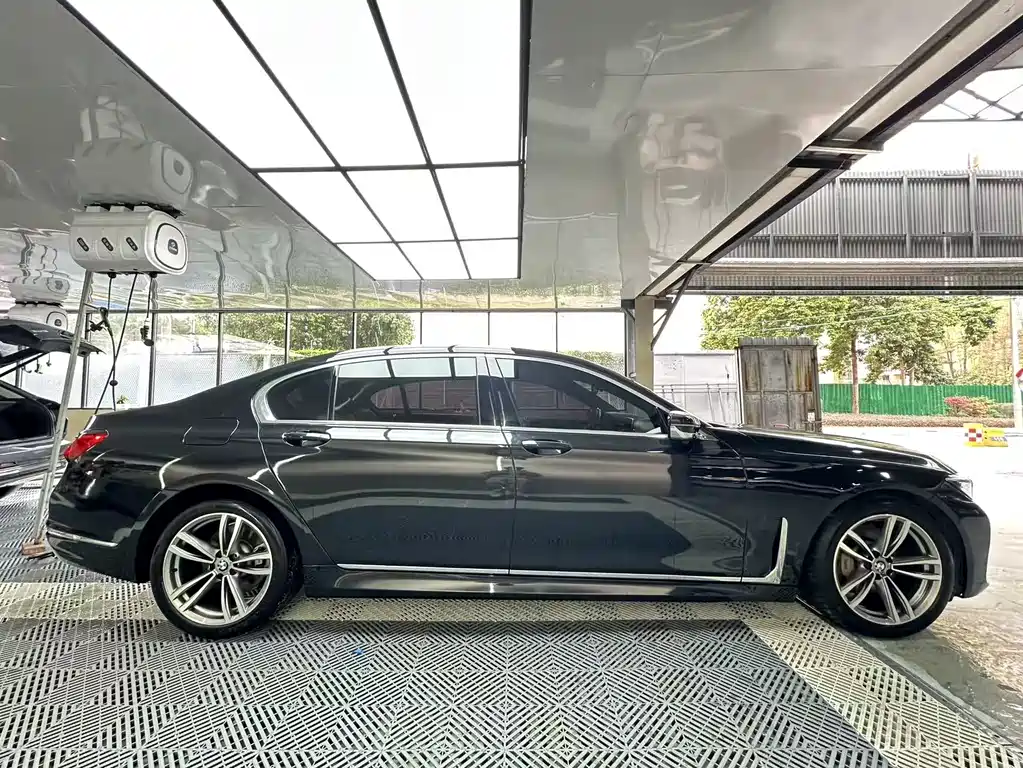 BMW 7 Series 7 2018 730Li Lead M Sport