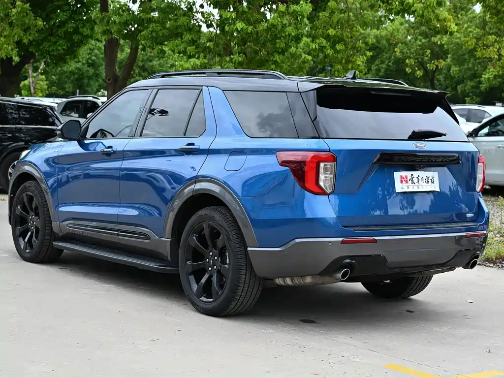 Ford Explorer — миниатюра 4