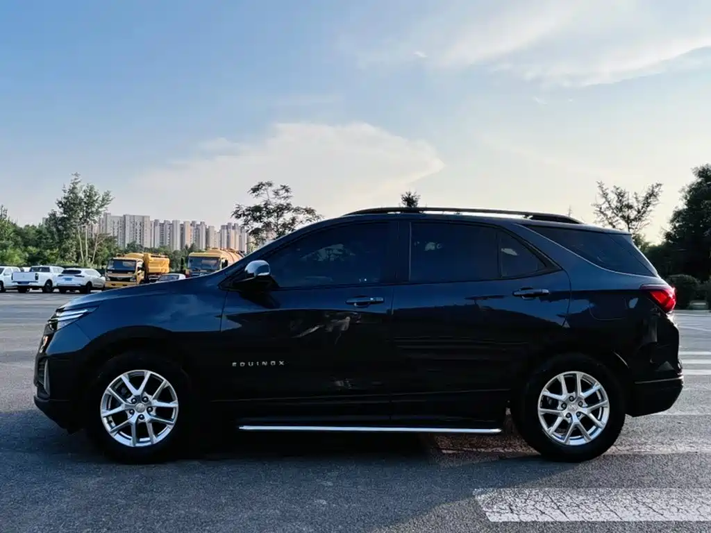 Chevrolet Equinox — миниатюра 18