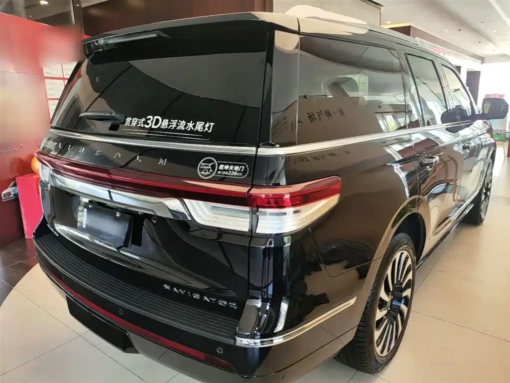 Lincoln Navigator 2024 3.5T