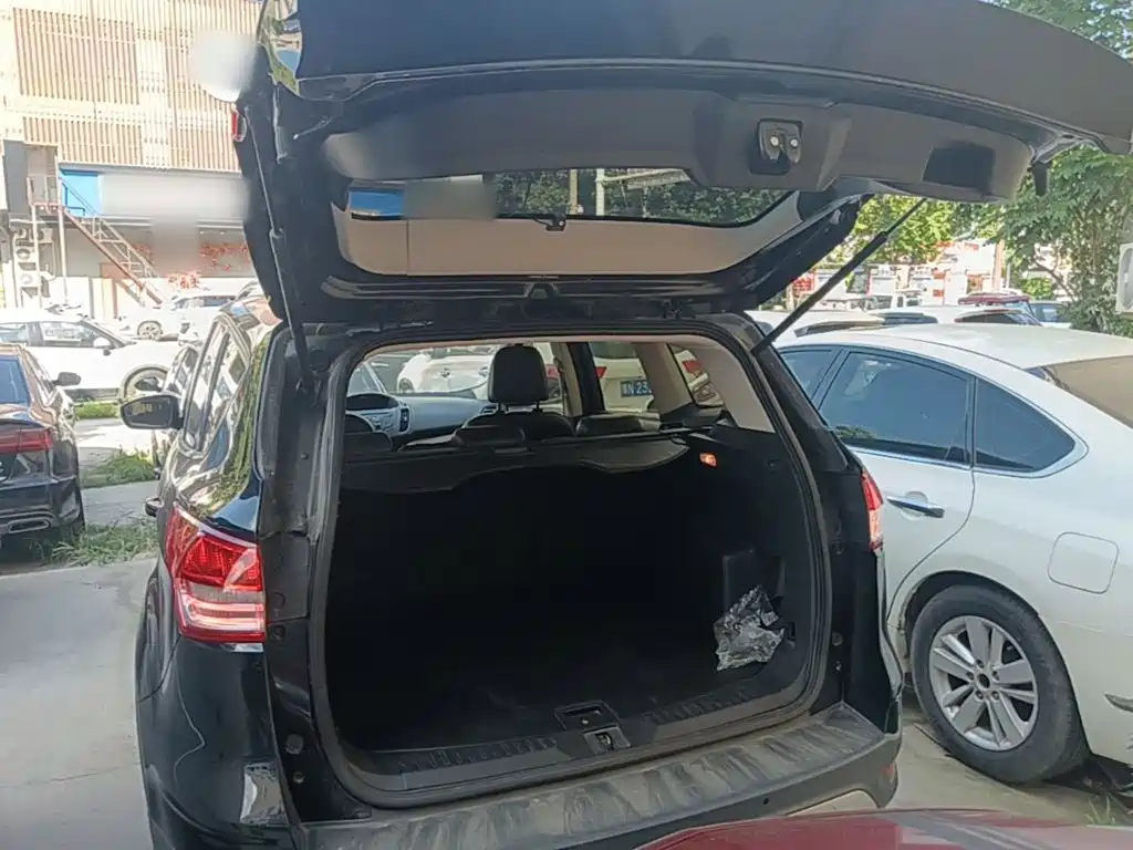 Ford Kuga — миниатюра 19