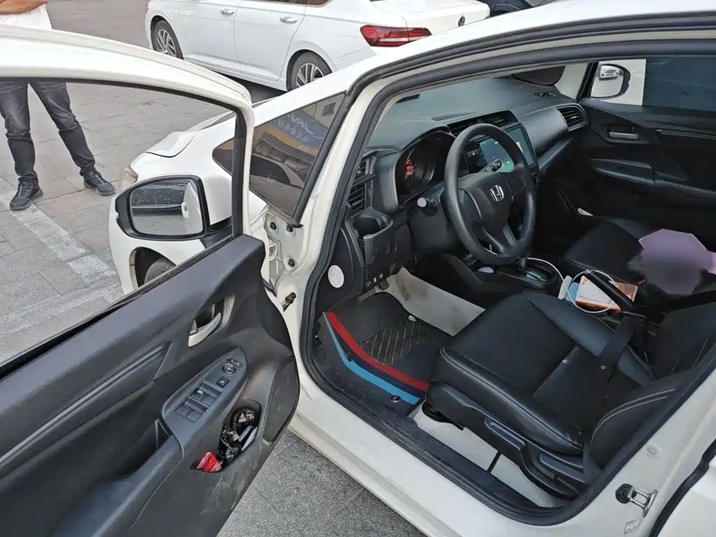 Honda Fit — миниатюра 14
