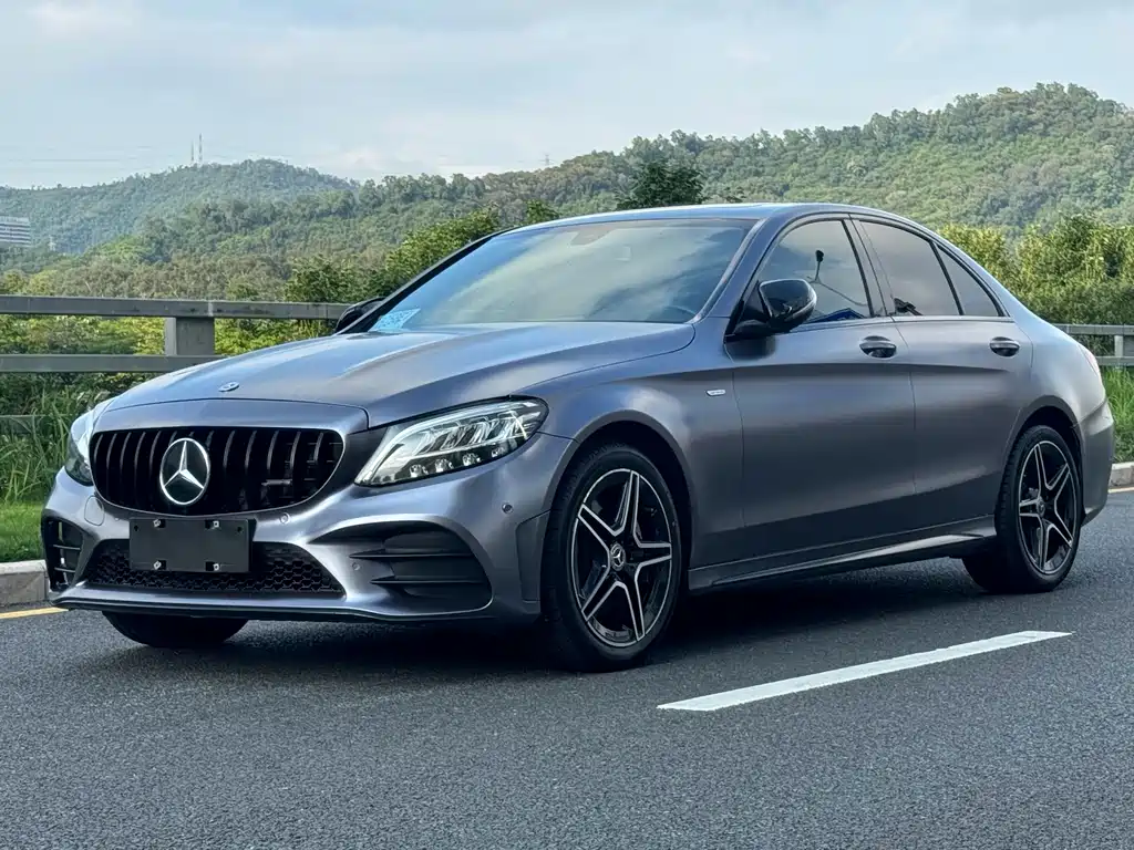 Mercedes-Benz C-Class 2020
