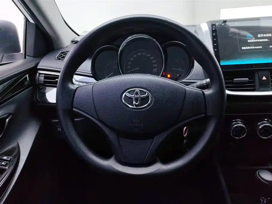 TOYOTA YARIS L ZHIXUAN