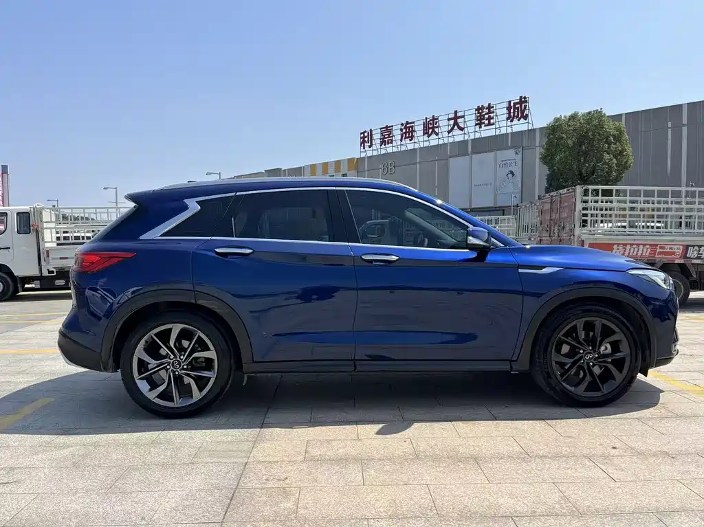 INFINITI QX50