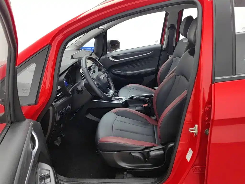 Geely Vision X3 — миниатюра 10