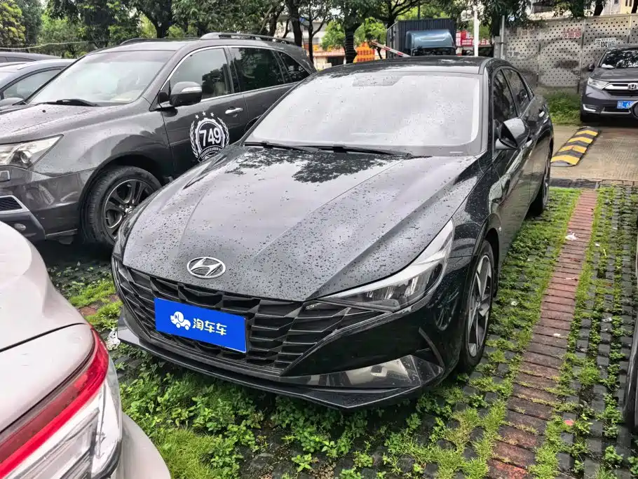 Hyundai Elantra — миниатюра 2
