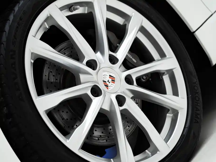 Porsche 718 2018 Cayman 2.0T