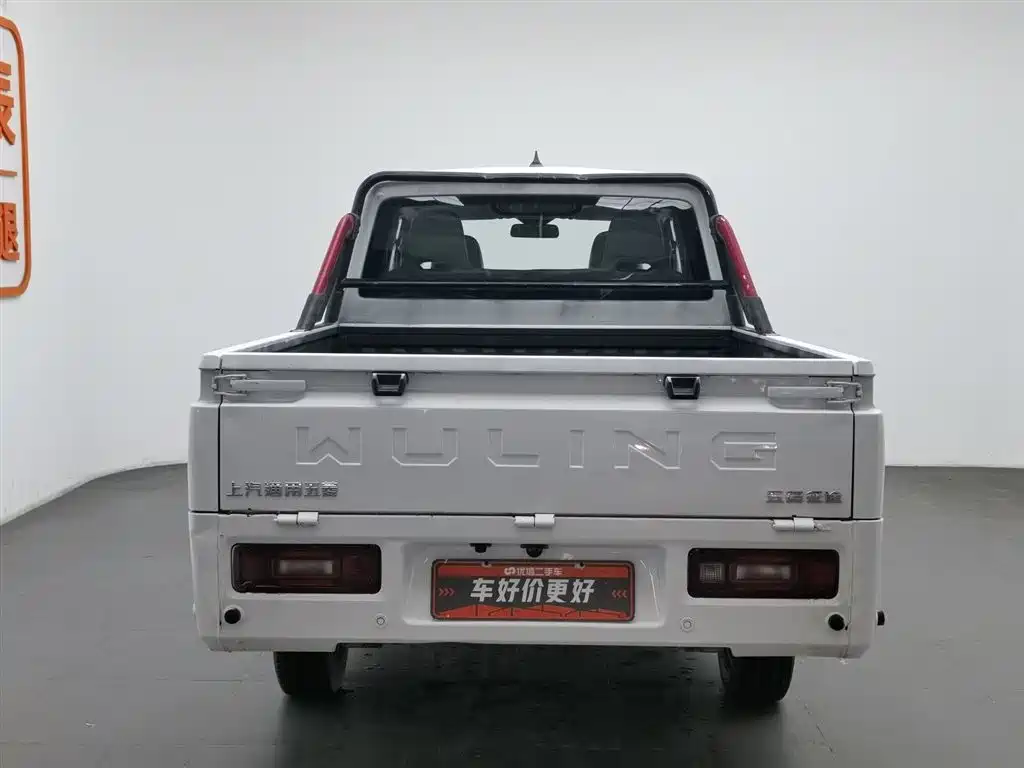 WULING AUTOMOBILE WULING JOURNEY