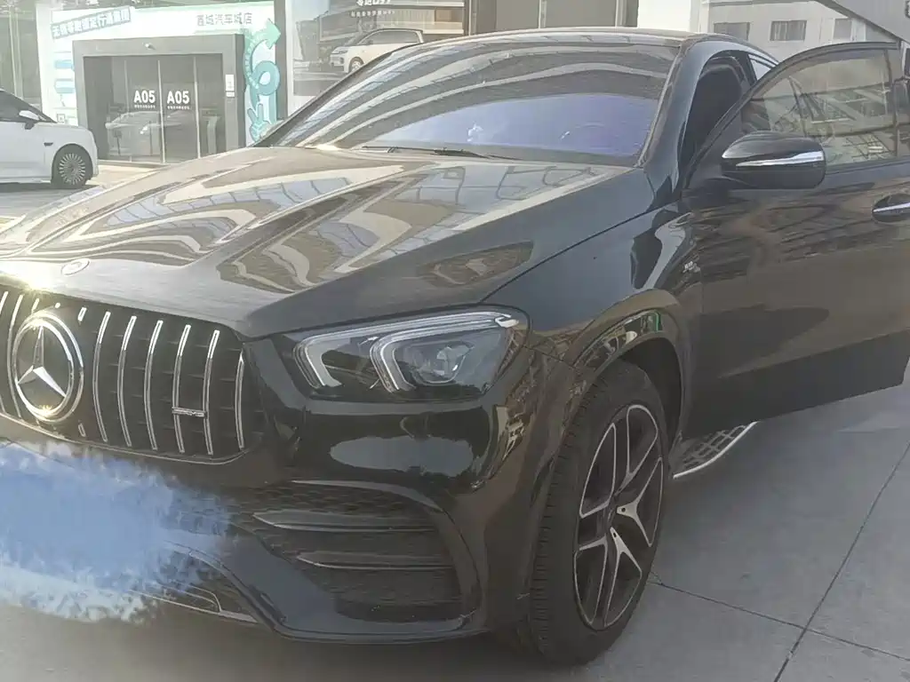 2022 Mercedes-Benz AMG GLE - zdjęcie 1 z 3
