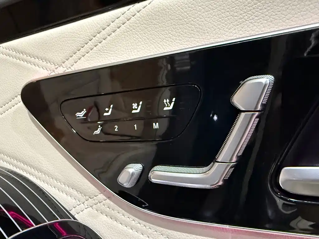 Mercedes-Benz S-Class — миниатюра 22