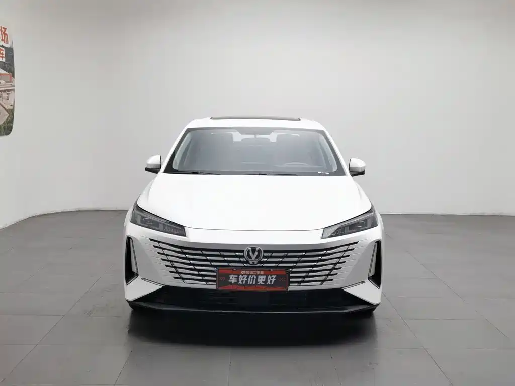 Changan Eado — миниатюра 3