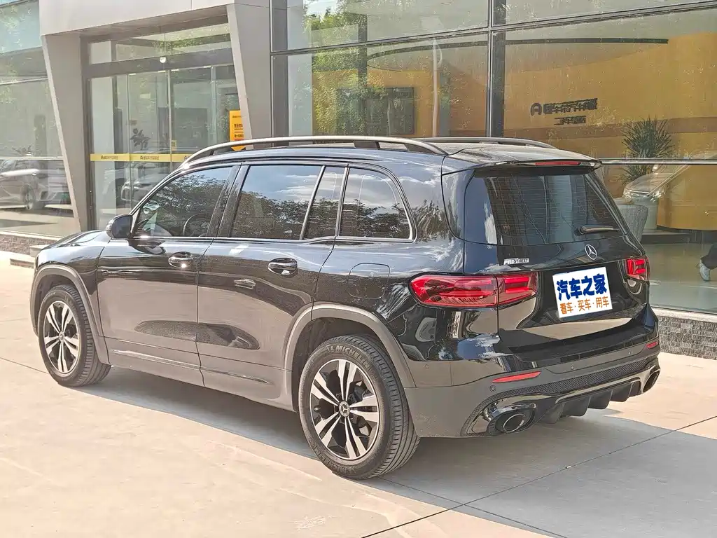 Mercedes-Benz GLB — миниатюра 4