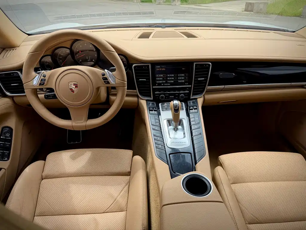 Porsche Panamera — миниатюра 18