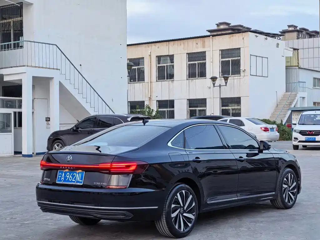 Volkswagen Passat — миниатюра 9