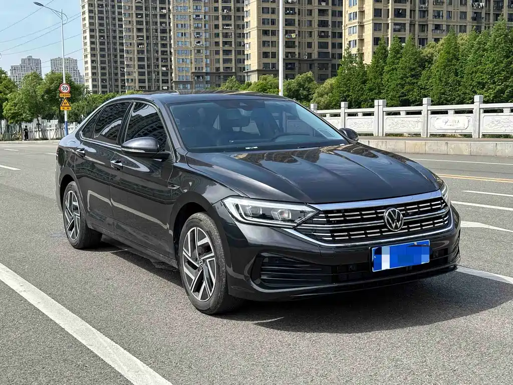 Volkswagen Sagitar — миниатюра 3
