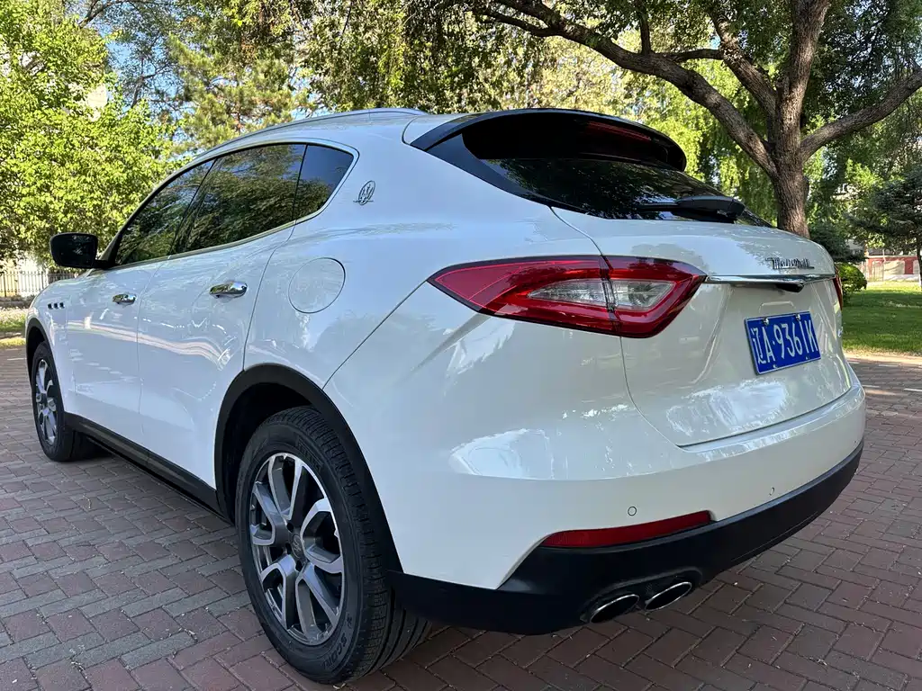 Maserati Levante — миниатюра 7
