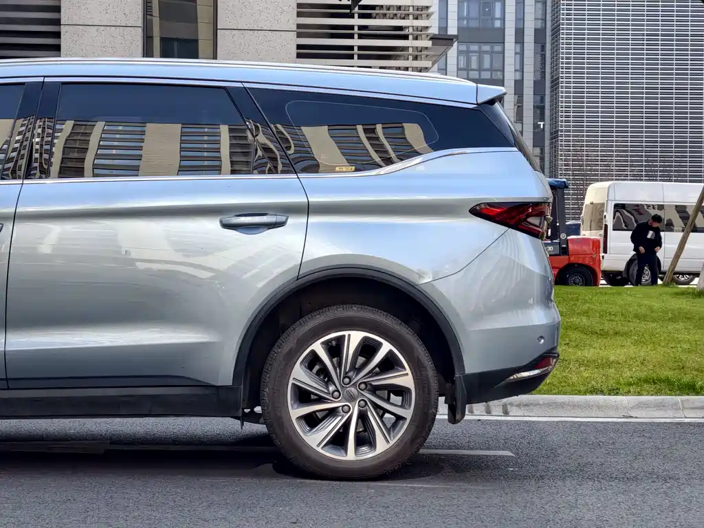 GEELY AUTOMOBILE JIAJIE