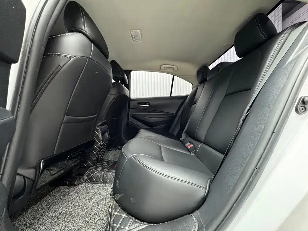 Toyota Corolla — миниатюра 10