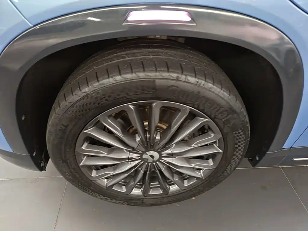 NIO ES8 — миниатюра 20