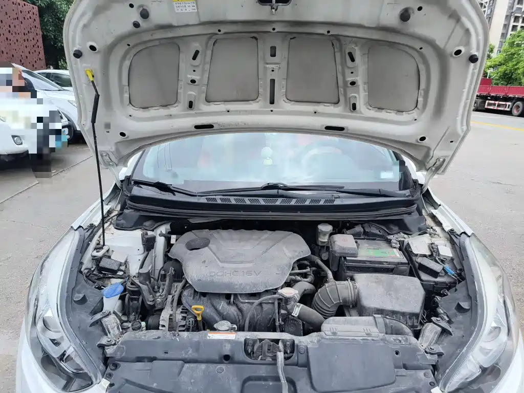 Hyundai Elantra Langdong — миниатюра 17