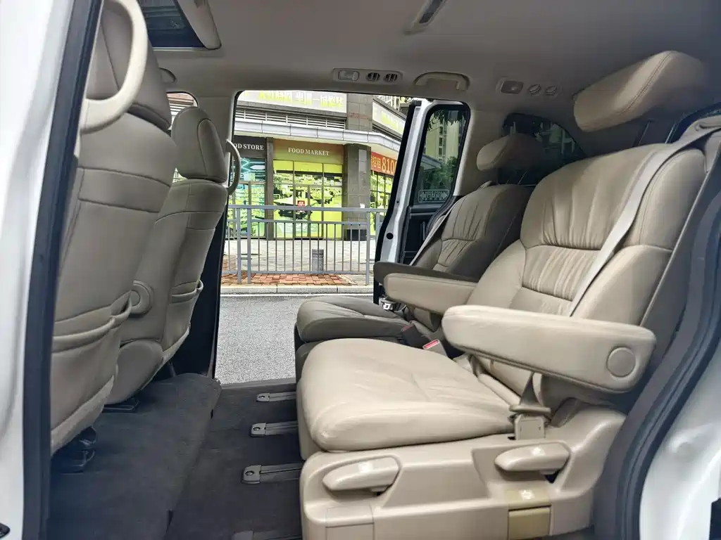 Honda Odyssey — миниатюра 8