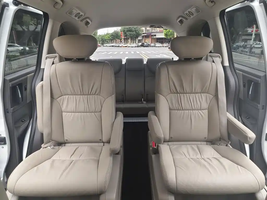 Honda Odyssey — миниатюра 10