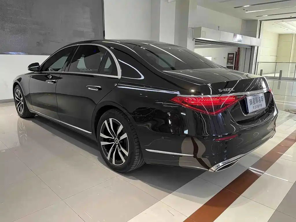 Mercedes-Benz S-Class — миниатюра 7