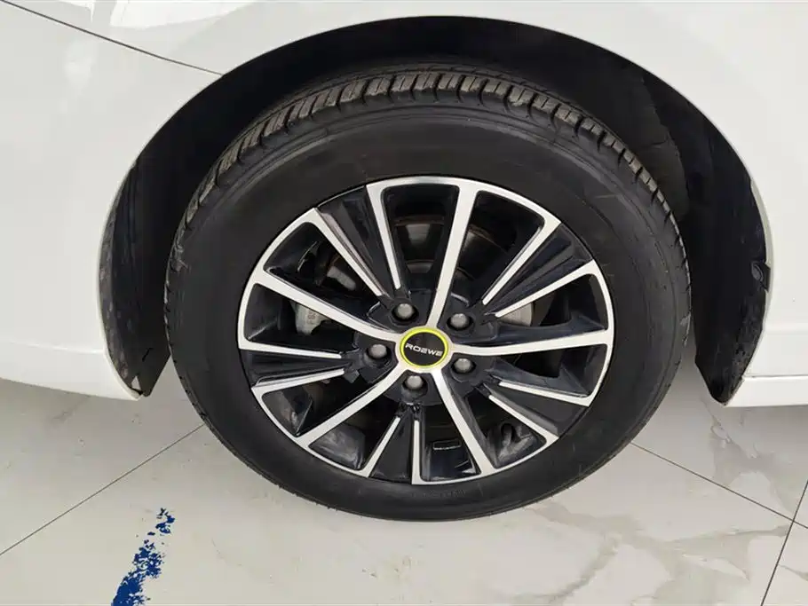Roewe i5 2021 1.5L CVT