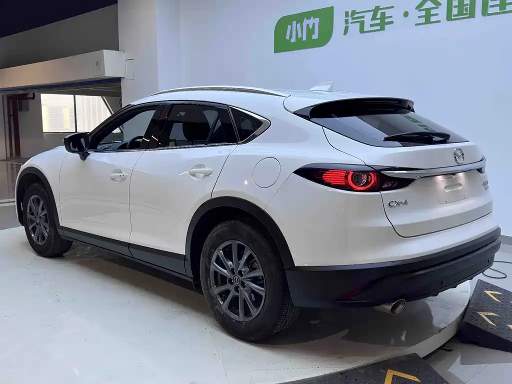 MAZDA CX 4
