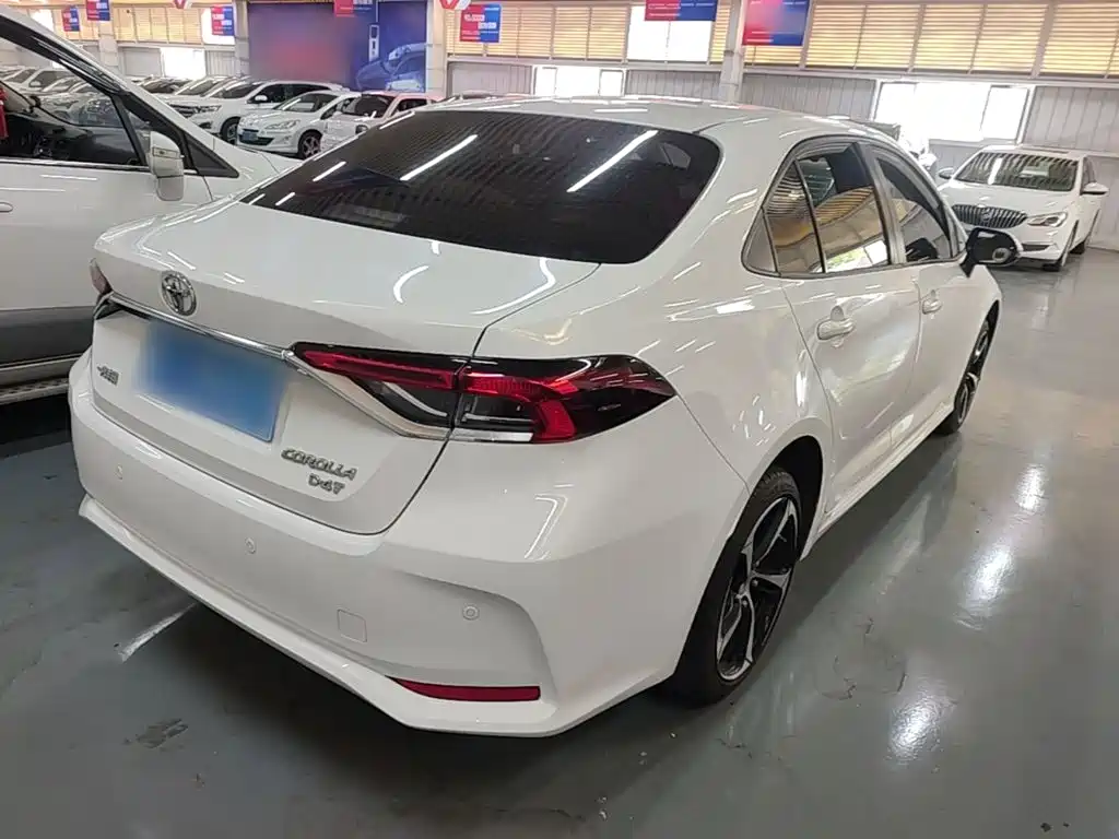 Toyota Corolla — миниатюра 7