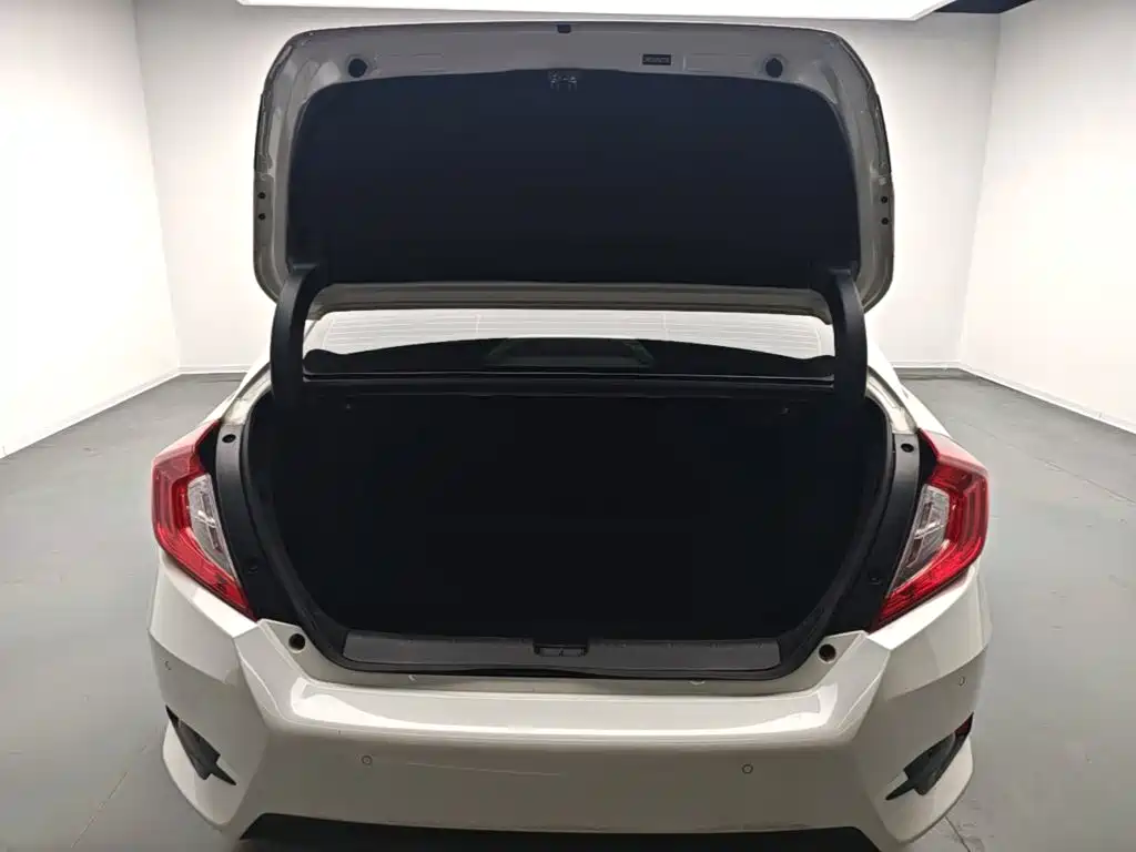 Honda Civic — миниатюра 19