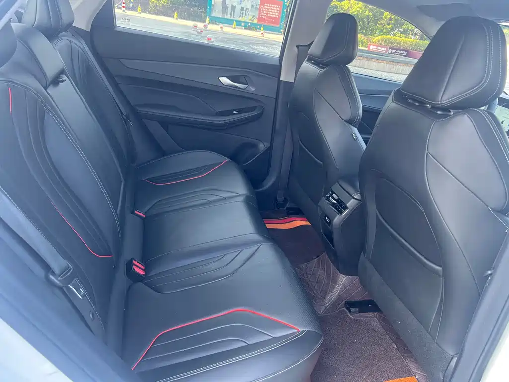 Geely Binrui — миниатюра 7