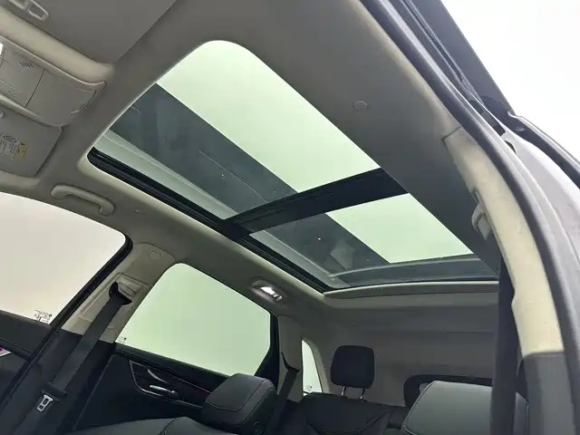 Cadillac XT5 — миниатюра 10