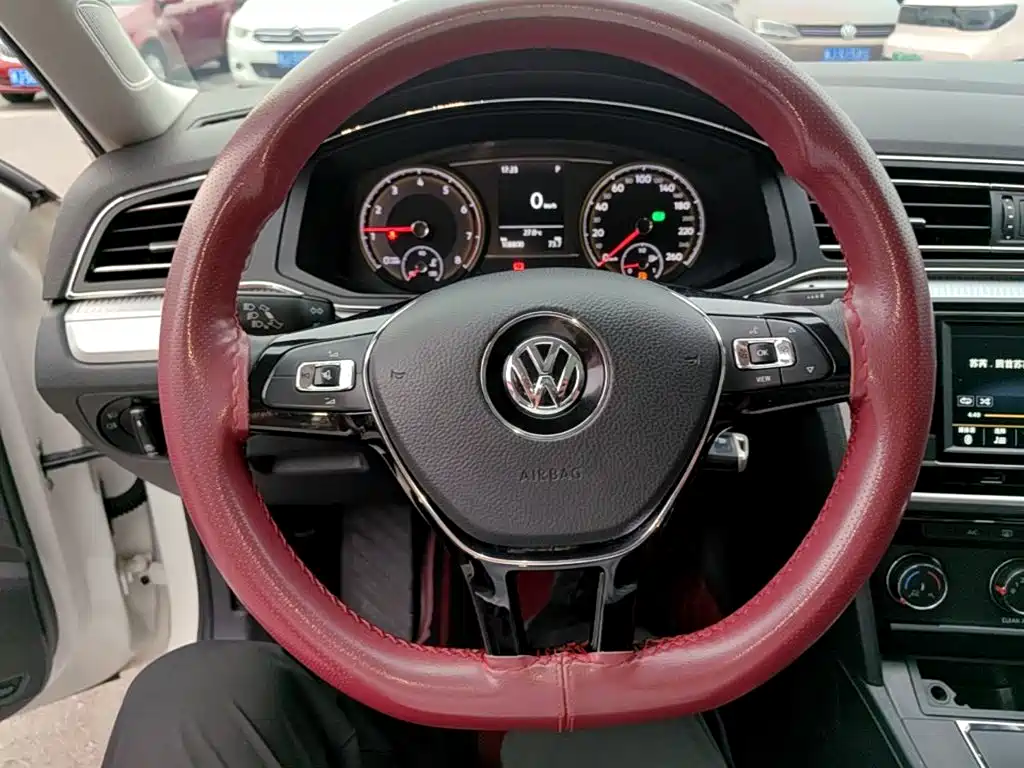 Volkswagen Lamando — миниатюра 11