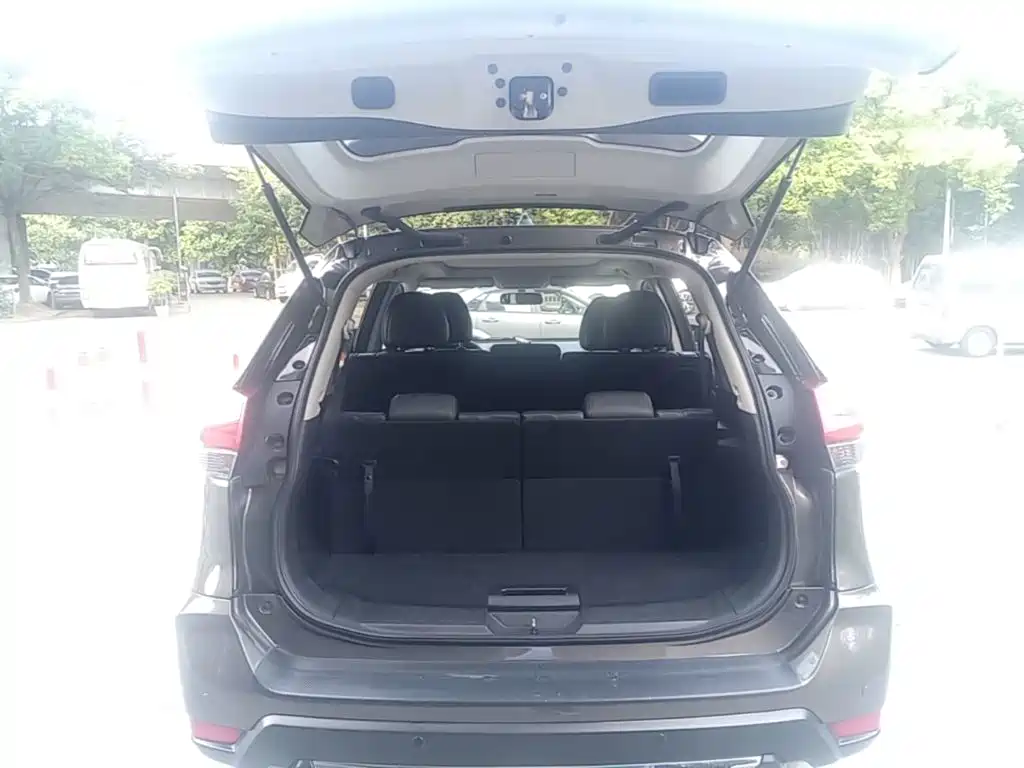 Nissan X-Trail — миниатюра 19