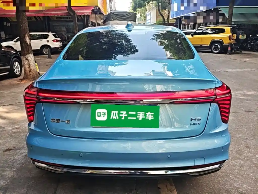 Hongqi Hongqi H5 — миниатюра 6