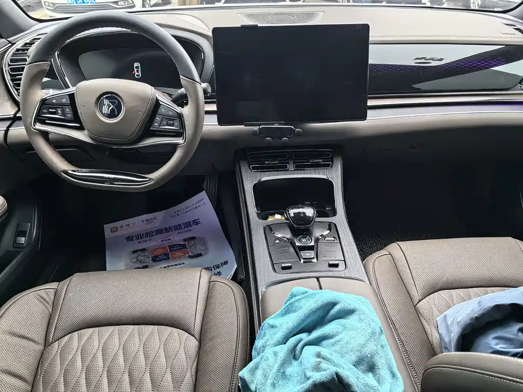 BYD Han — миниатюра 10