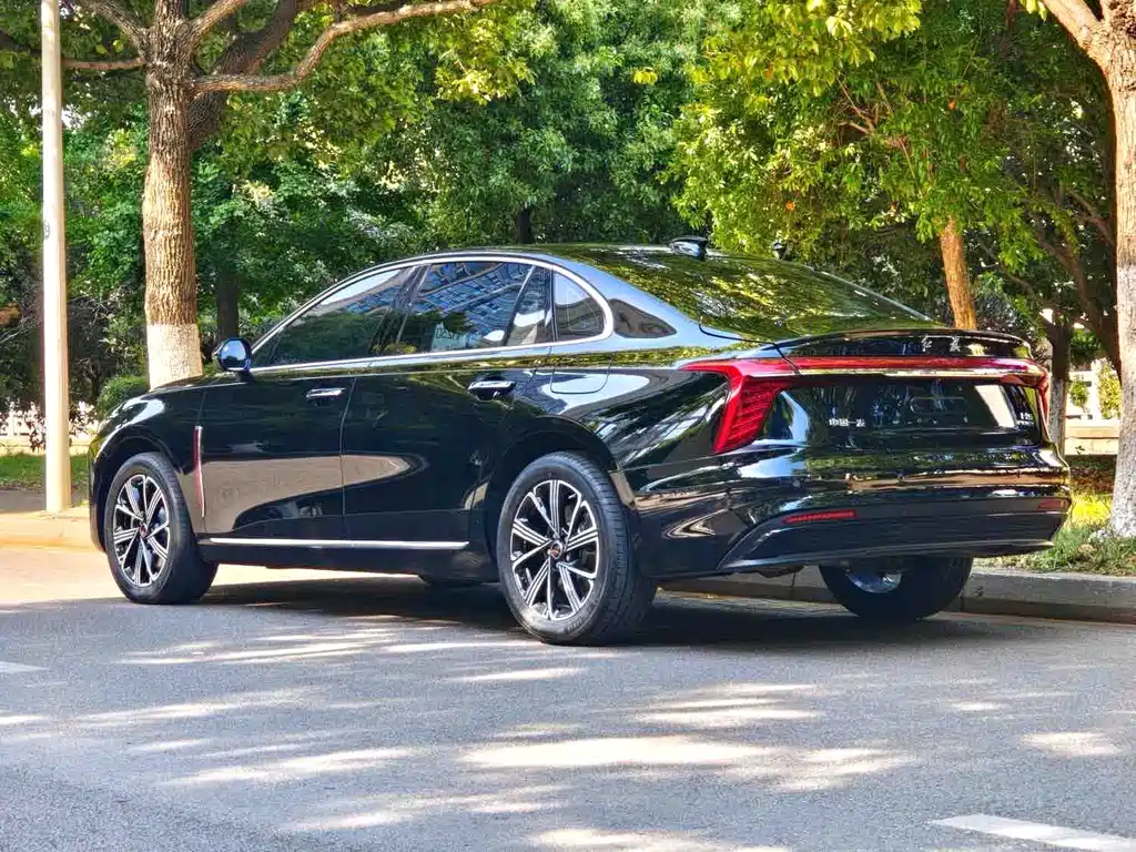 Hongqi H5 2023 1.5T DCT