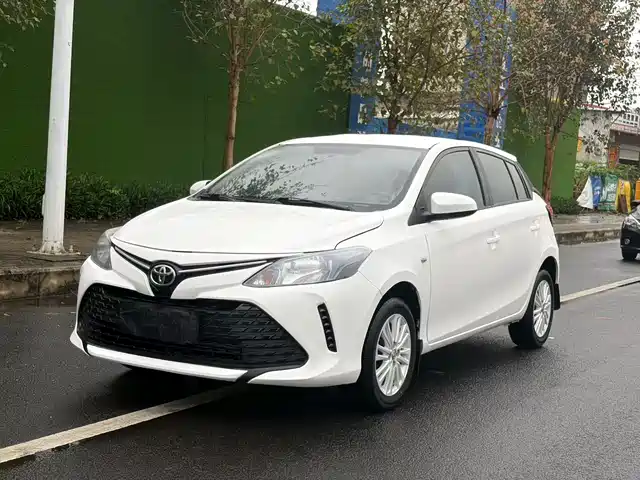 toyota vios-fs