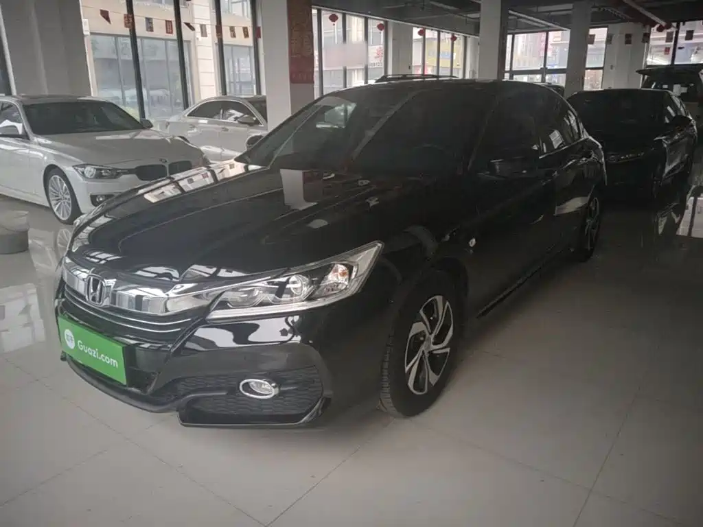 Honda Accord — миниатюра 2