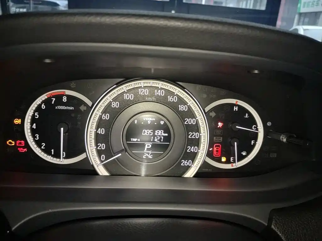 Honda Accord — миниатюра 12
