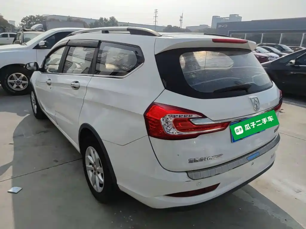 Baojun 310W — миниатюра 5