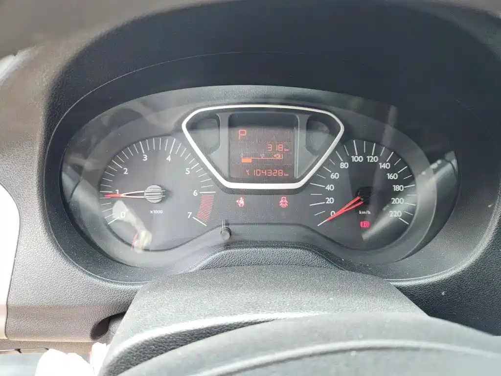 Citroen Elysee — миниатюра 12