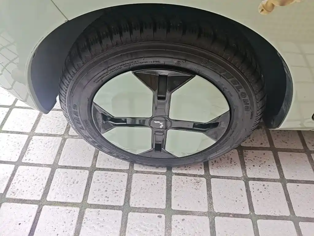 Wuling MINIEV — миниатюра 23