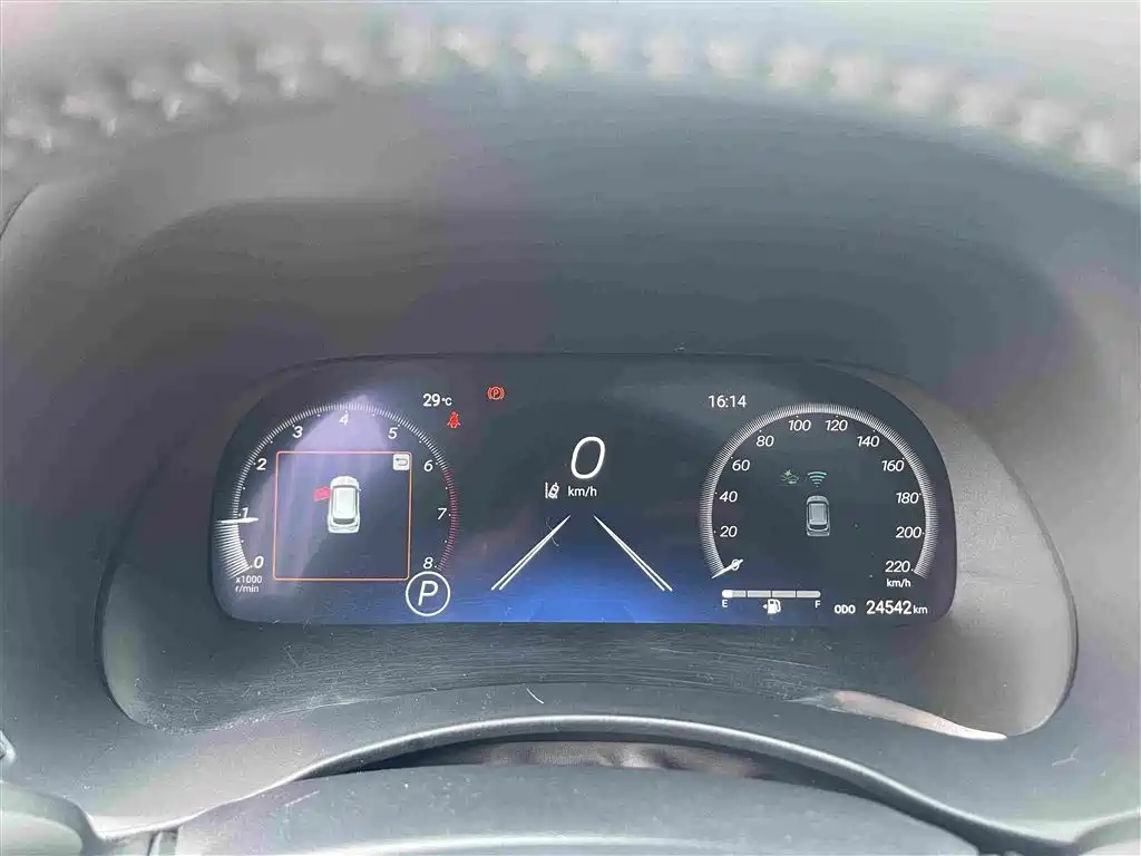 Toyota Crown Kluger — миниатюра 8