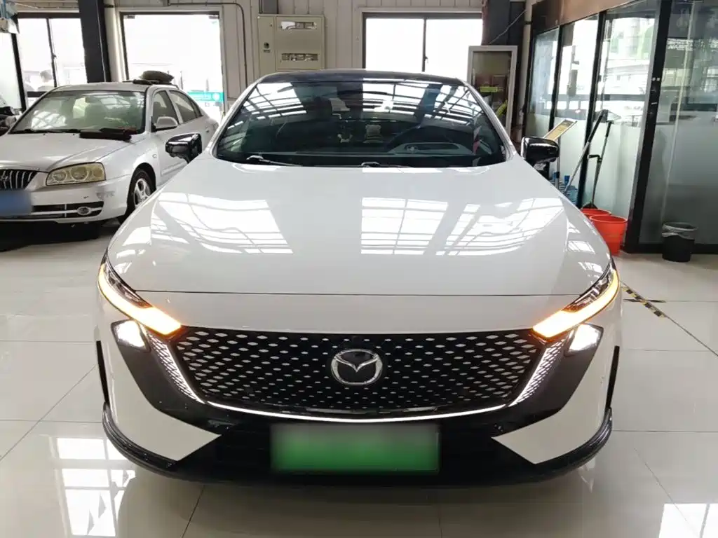 Mazda EZ-6 — миниатюра 3