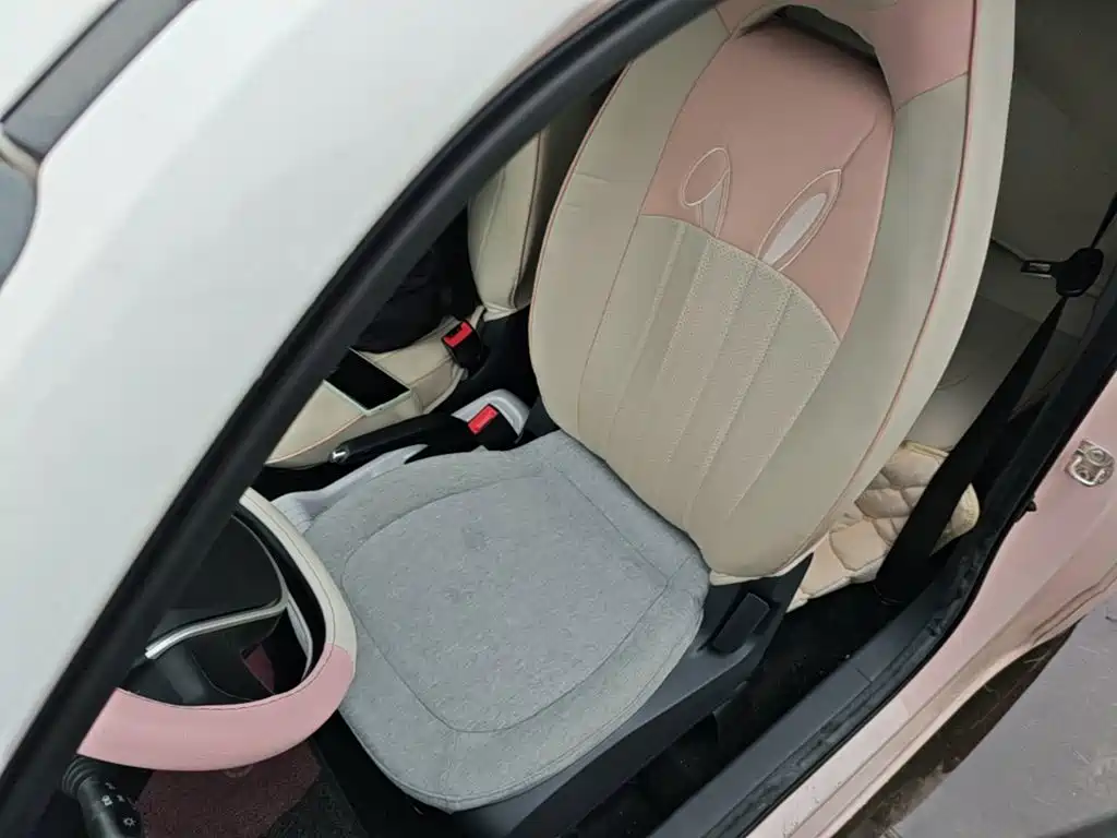 Wuling MINIEV — миниатюра 15