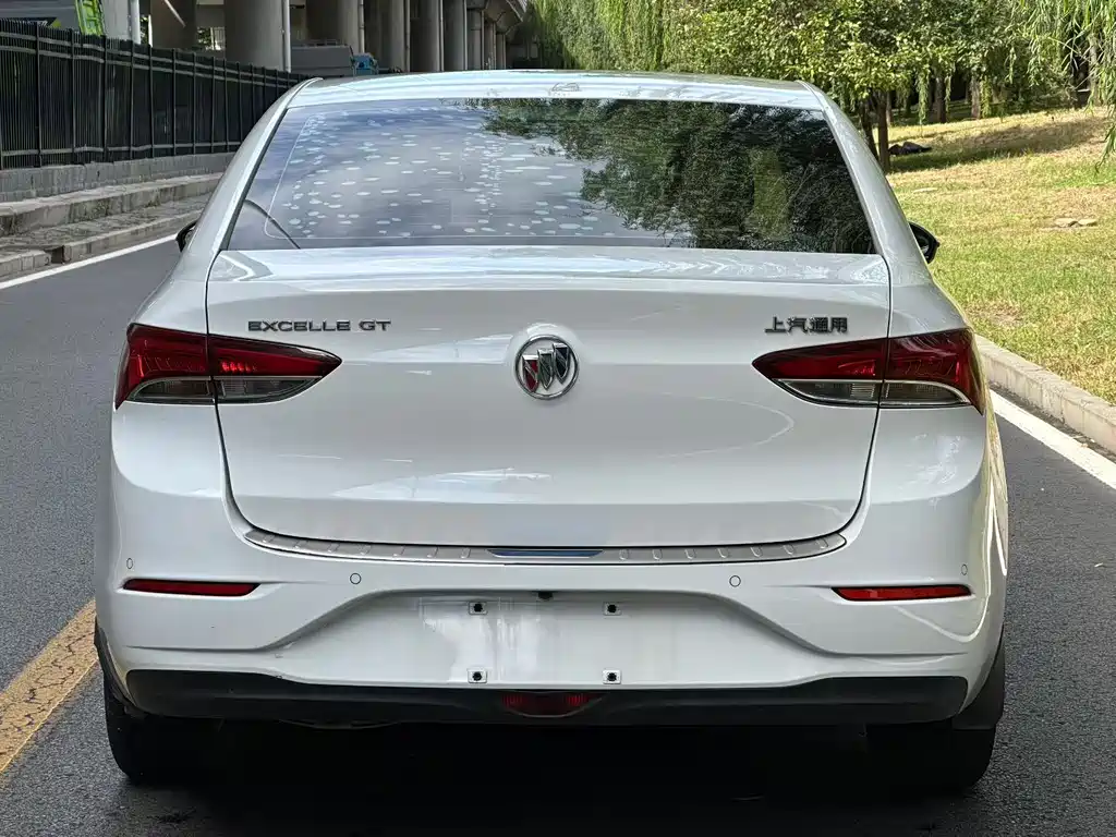 Buick Excelle — миниатюра 5